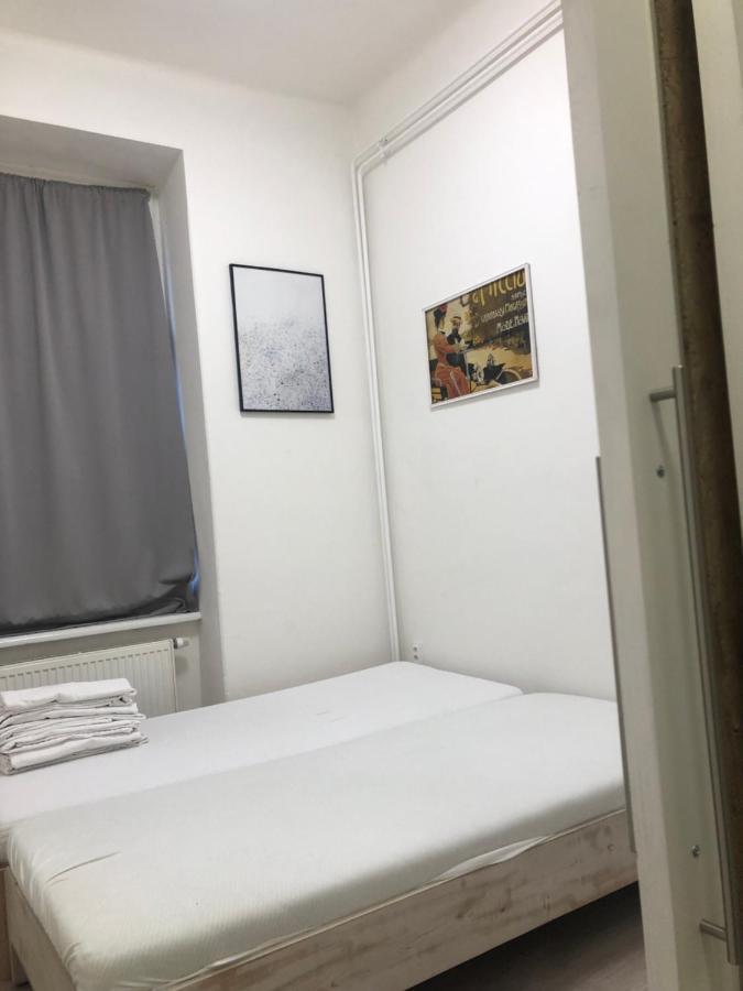 Red&Black Apartment City Centr, Na Hradbach 118 Острава Екстериор снимка