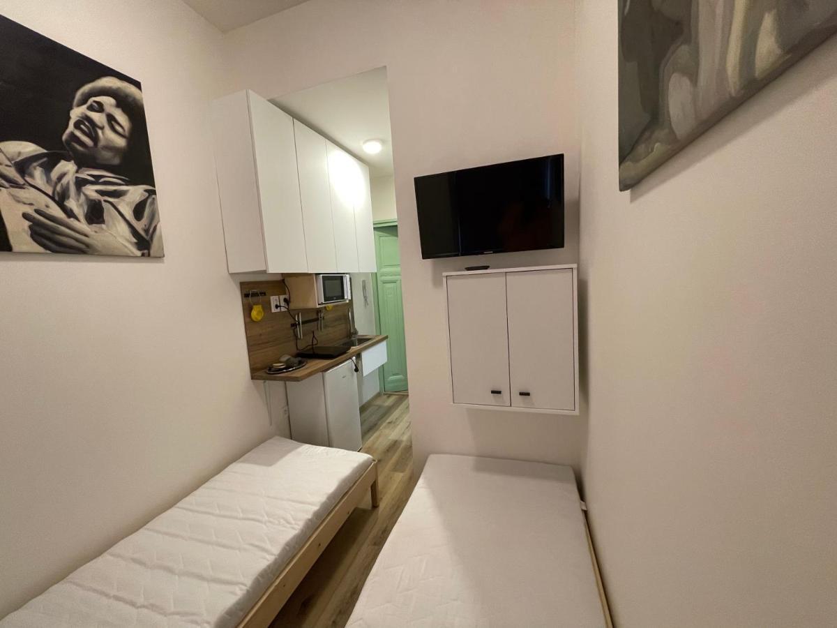 Red&Black Apartment City Centr, Na Hradbach 118 Острава Екстериор снимка