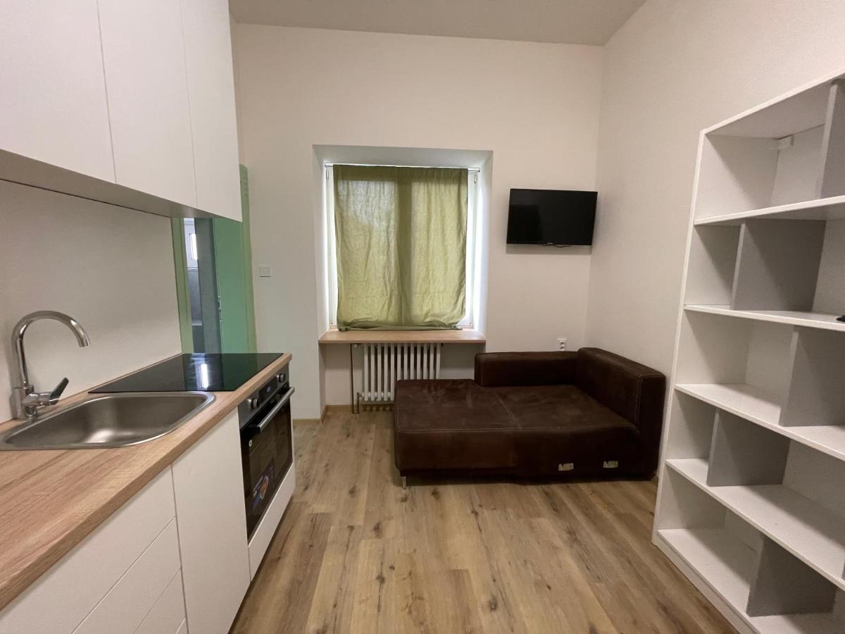 Red&Black Apartment City Centr, Na Hradbach 118 Острава Екстериор снимка